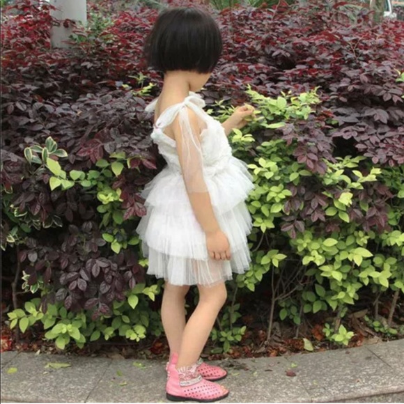New sweet little girls tule dress 👗 - Picture 5 of 8